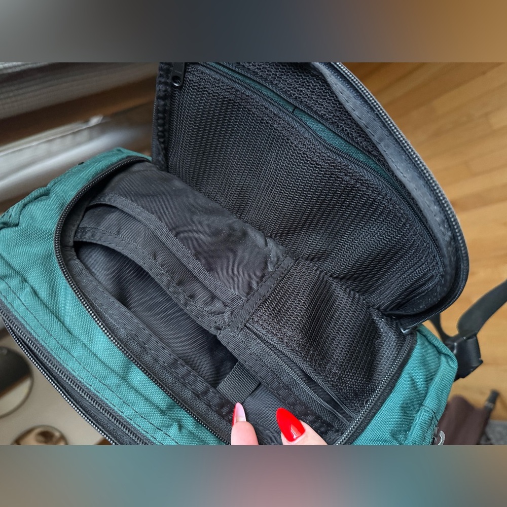 Vintage L.L. Bean Waist Bag - Picture 4 of 9